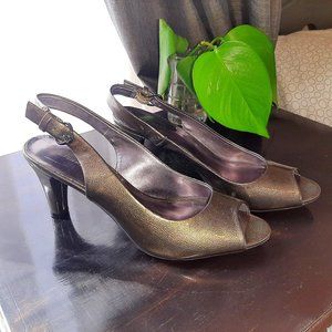 Etienne Aigner Marbella Peep Toe Slingback Heel in Pewter Sz 7.5M